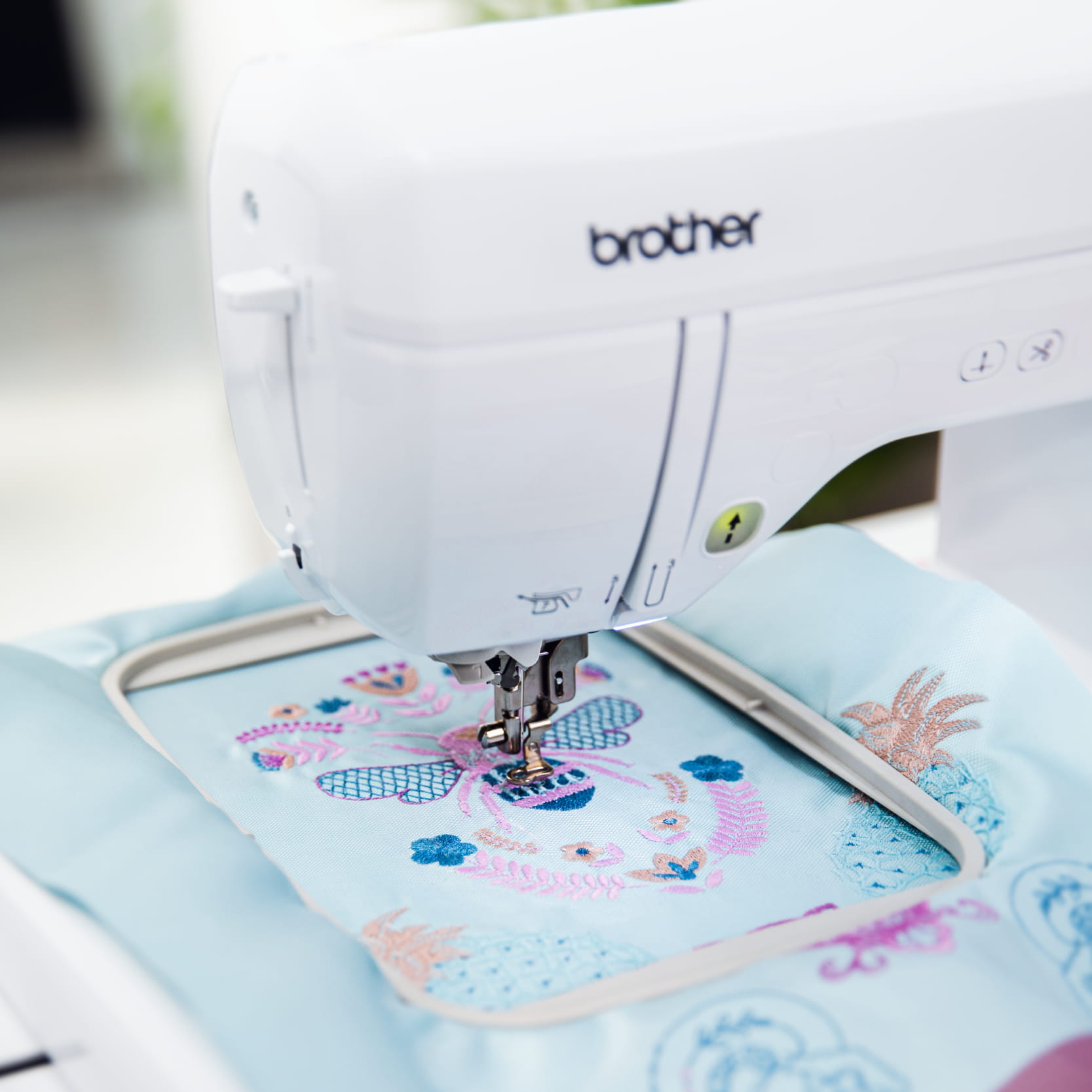 Brother Innov-is Sewing & Embroidery Machine – F580 | Metro Home Centre ...