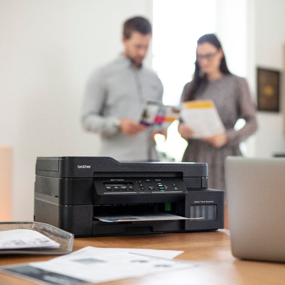 DCP-T720DW Lifestyle 3